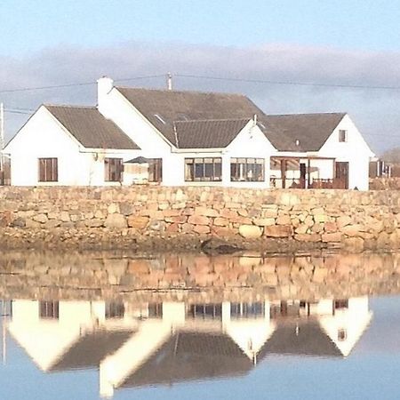 4 Bedroom Holiday Home Overlooking The Sea In Connemara Rossaveel Buitenkant foto